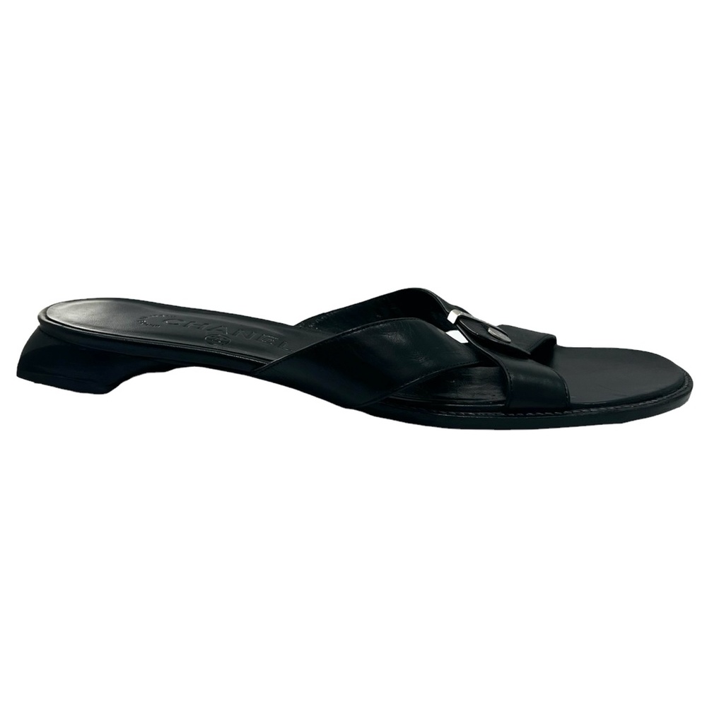 CHANEL BLACK LEATHER CRISS CROSS STRAP SANDAL WITH 1" BLOCK HEEL - Picture 12 of 16